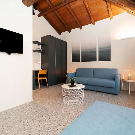 Moderno A 200 Metri Dal Duomo Apartament Como