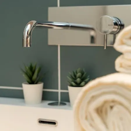 Apartament Moderno A 200 Metri Dal Duomo Como