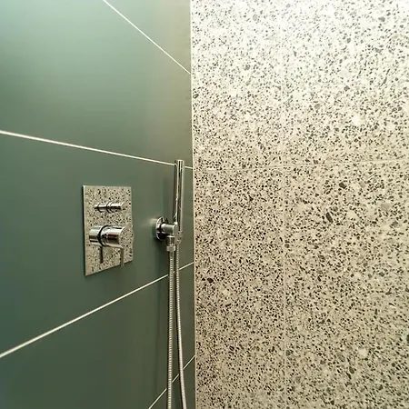 Moderno A 200 Metri Dal Duomo *