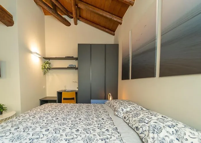Moderno A 200 Metri Dal Duomo *