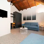 Moderno A 200 Metri Dal Duomo Apartman Como
