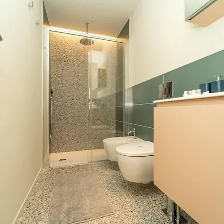 Moderno A 200 Metri Dal Duomo *